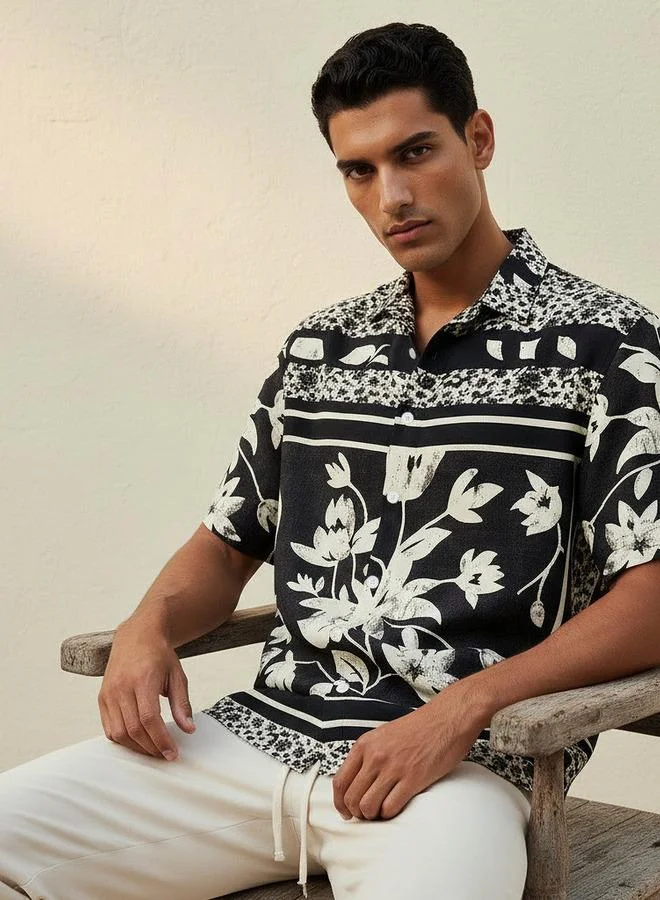 ايكونيك Iconic Men Regular Fit Collared Floral Print Short Sleeves Shirt